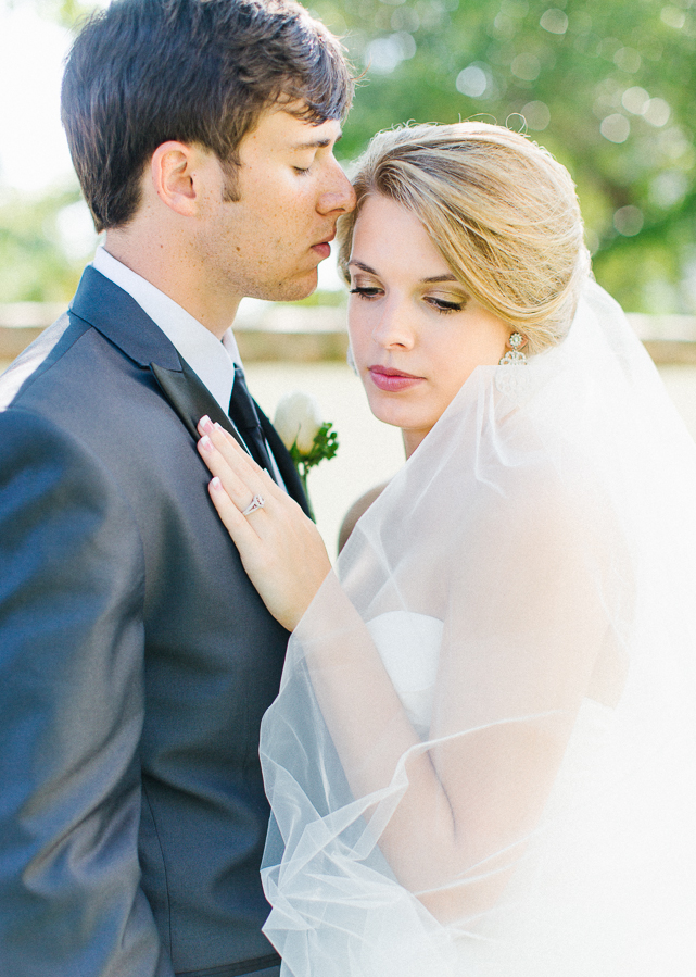 elegant-southern-wedding-at-fort-conde