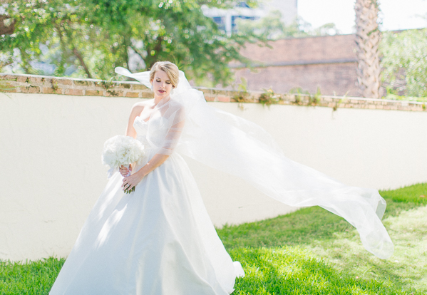 elegant-southern-wedding-at-fort-conde