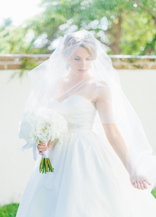 elegant-southern-wedding-at-fort-conde