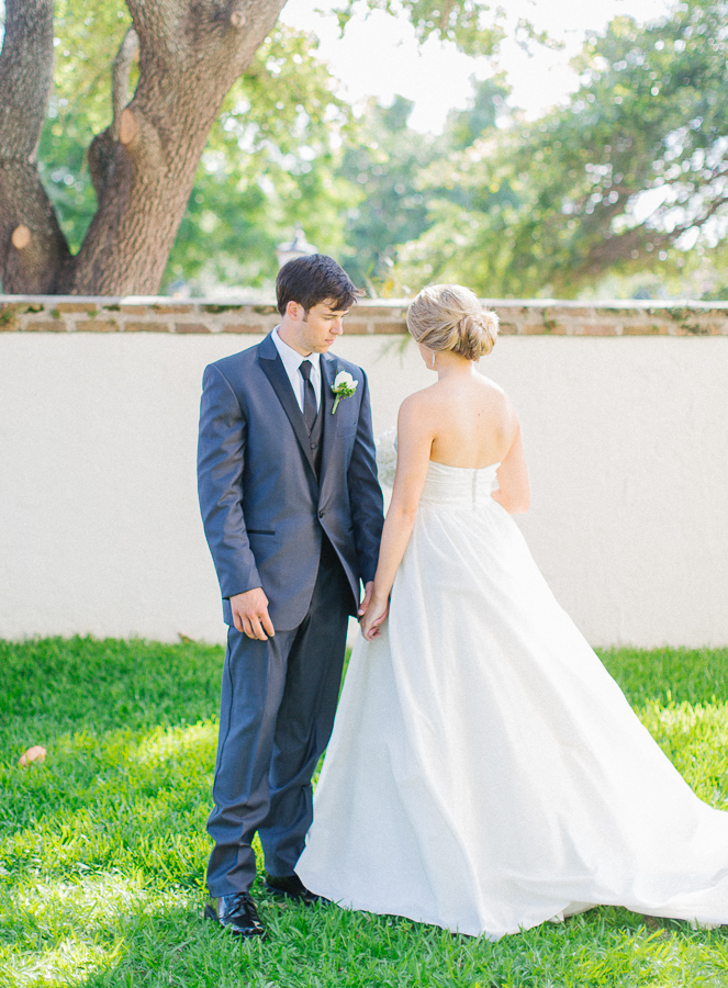 elegant-southern-wedding-at-fort-conde