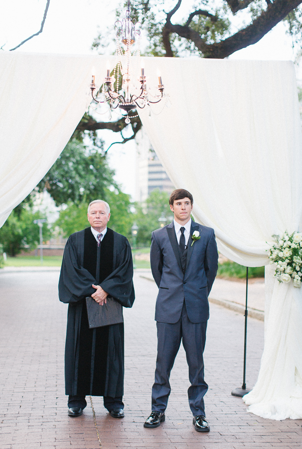 elegant-southern-wedding-at-fort-conde