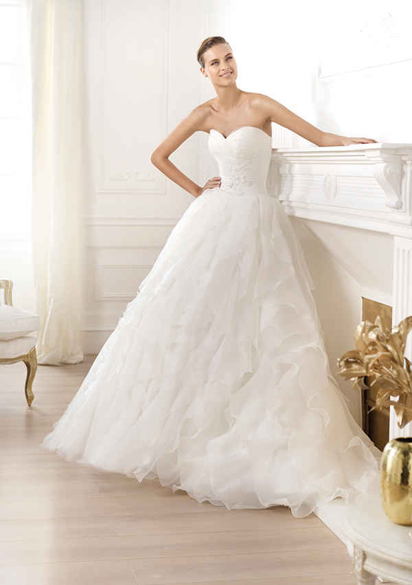 elie-saab-atelier-pronovias-and