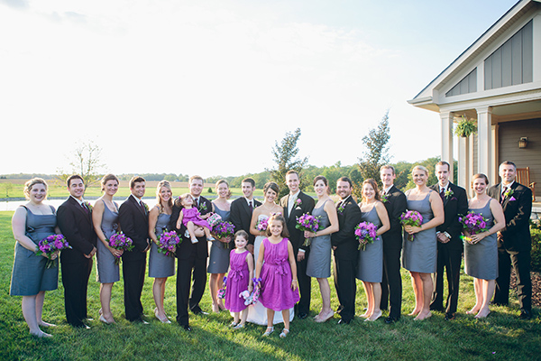 equestrian-wedding-in-purple-and-green