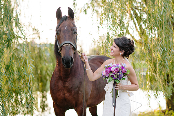 equestrian-wedding-in-purple-and-green