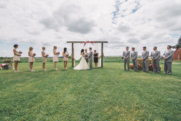 family-farm-wedding-in-pink-and-gray