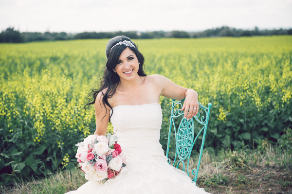 family-farm-wedding-in-pink-and-gray