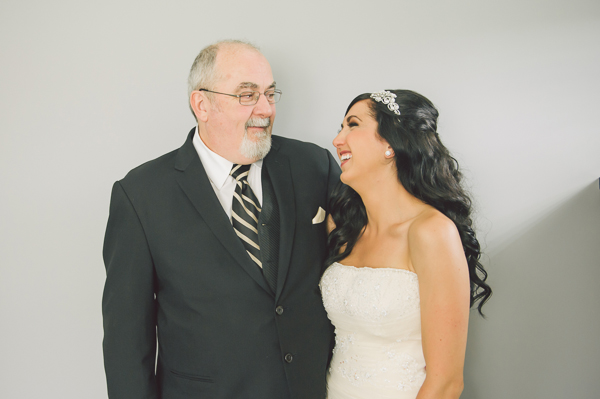 family-farm-wedding-in-pink-and-gray