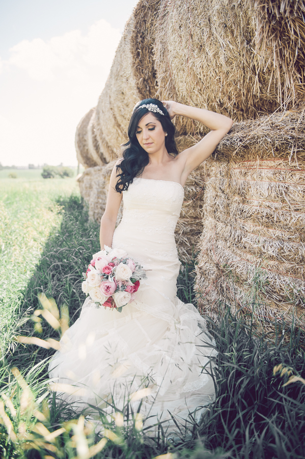 family-farm-wedding-in-pink-and-gray