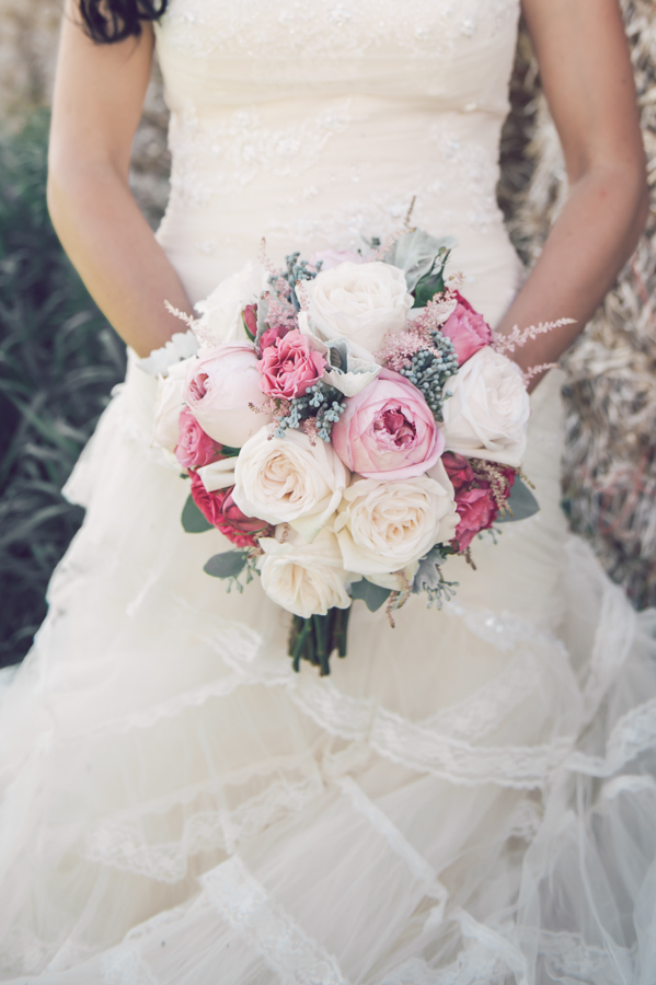family-farm-wedding-in-pink-and-gray