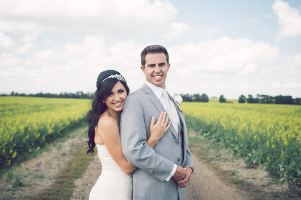 family-farm-wedding-in-pink-and-gray