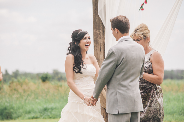 family-farm-wedding-in-pink-and-gray