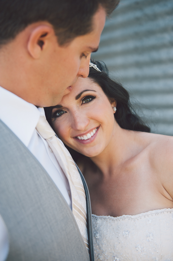 family-farm-wedding-in-pink-and-gray