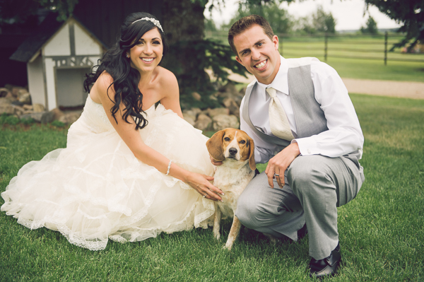 family-farm-wedding-in-pink-and-gray