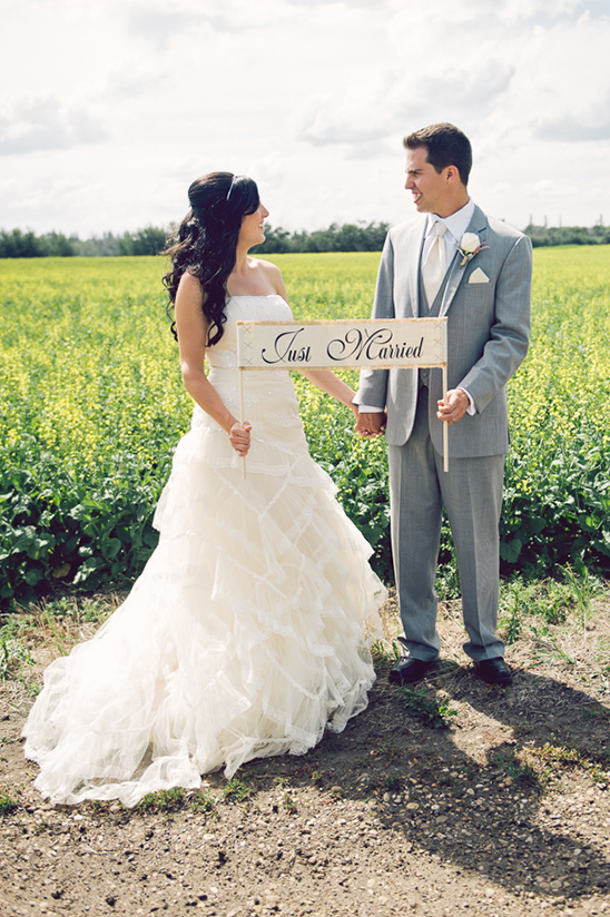 Family Farm Wedding in Pink and Gray