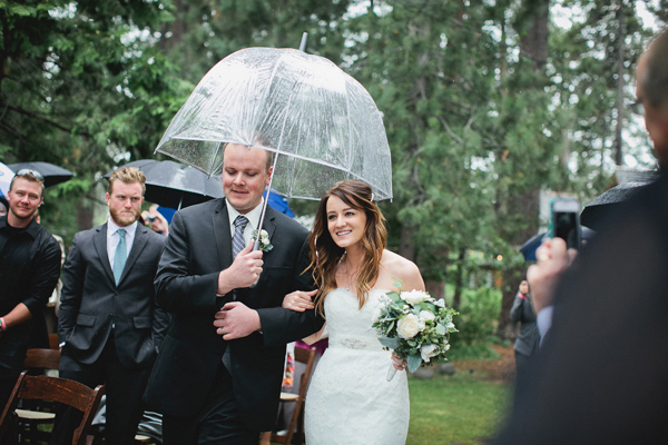 lake-tahoe-rainy-day-wedding