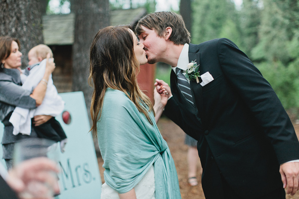 lake-tahoe-rainy-day-wedding