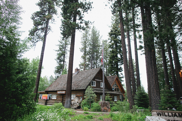 lake-tahoe-rainy-day-wedding