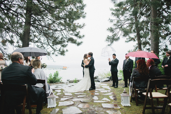 lake-tahoe-rainy-day-wedding