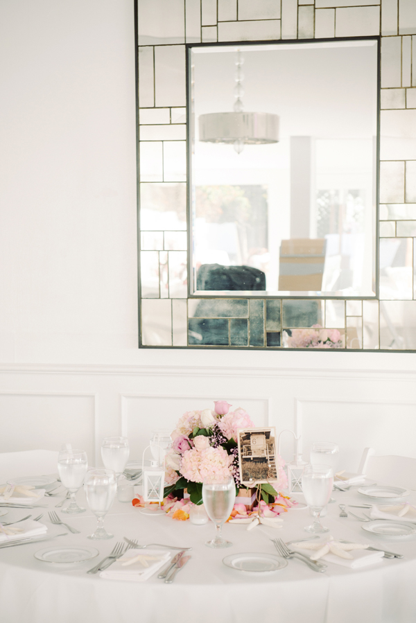 malibu-beach-wedding-in-pink-and-white