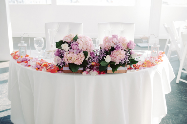 malibu-beach-wedding-in-pink-and-white