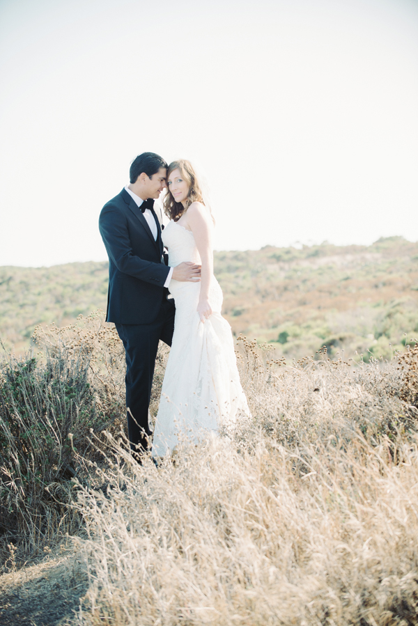malibu-beach-wedding-in-pink-and-white