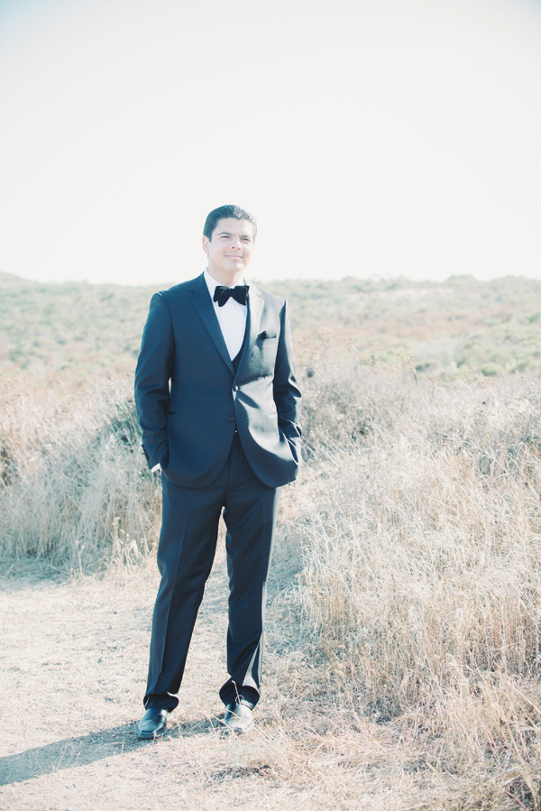 malibu-beach-wedding-in-pink-and-white