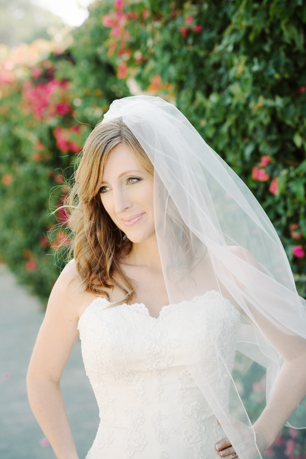 malibu-beach-wedding-in-pink-and-white