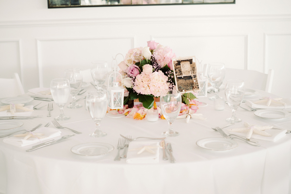 malibu-beach-wedding-in-pink-and-white
