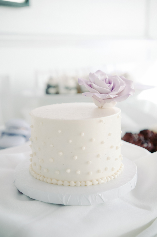 malibu-beach-wedding-in-pink-and-white