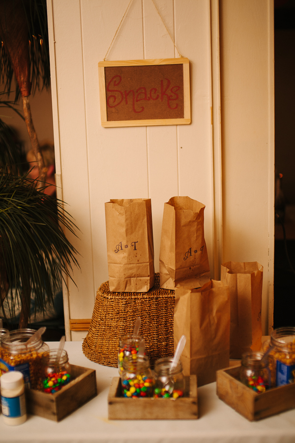 nebraska-navy-and-orange-wedding