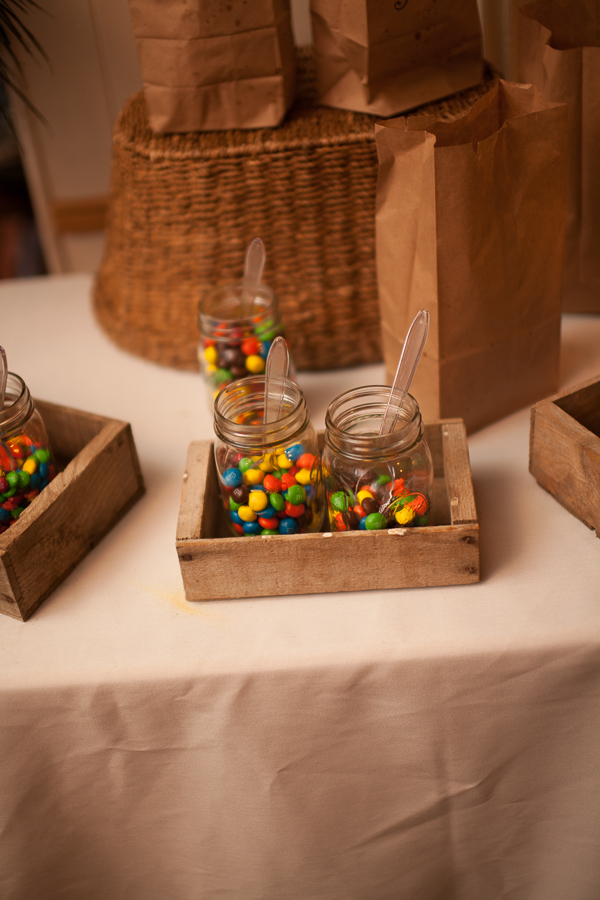 nebraska-navy-and-orange-wedding