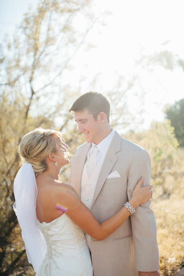 nebraska-navy-and-orange-wedding