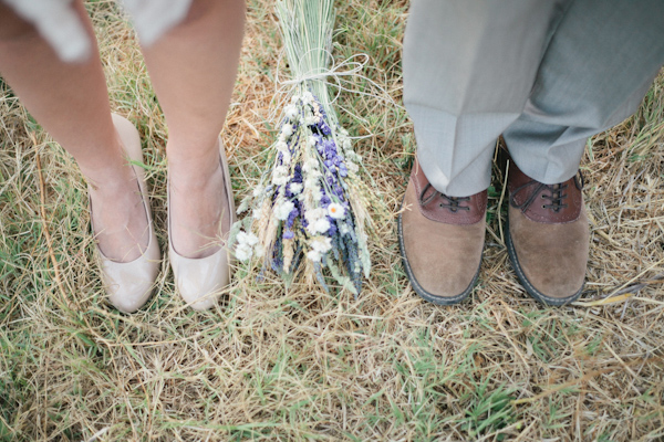 rustic-lavender-wedding-inspiration