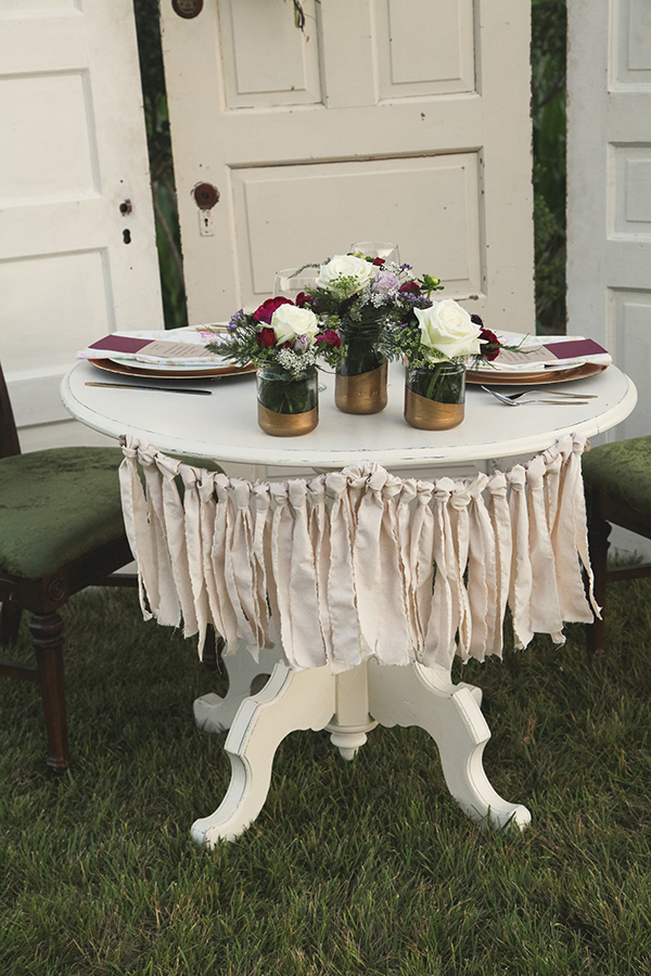 rustic-plum-and-gold-wedding-ideas