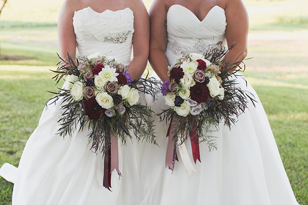 rustic-plum-and-gold-wedding-ideas