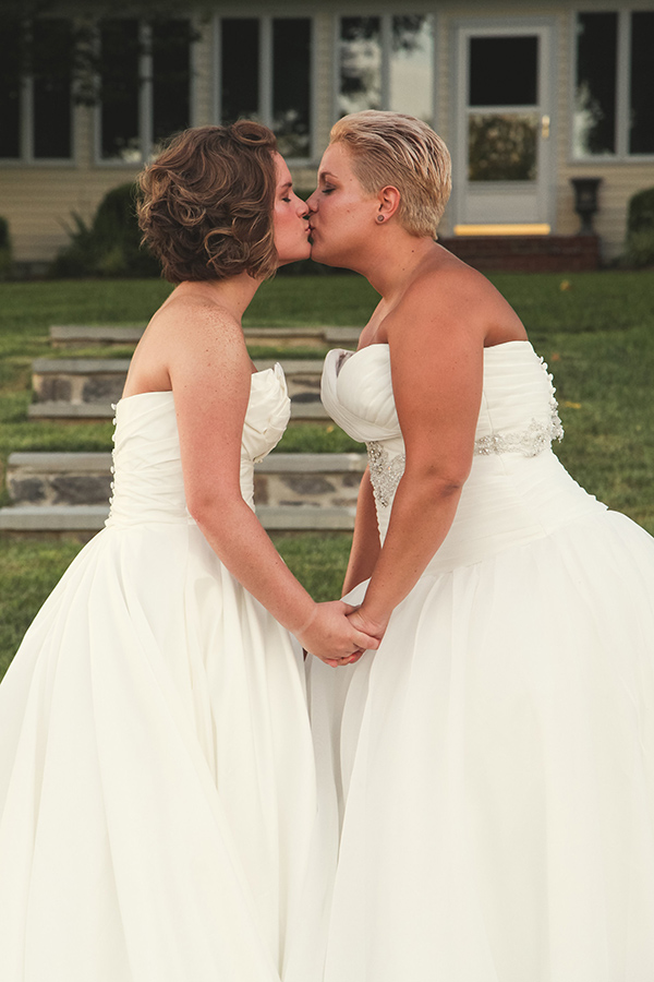 rustic-plum-and-gold-wedding-ideas