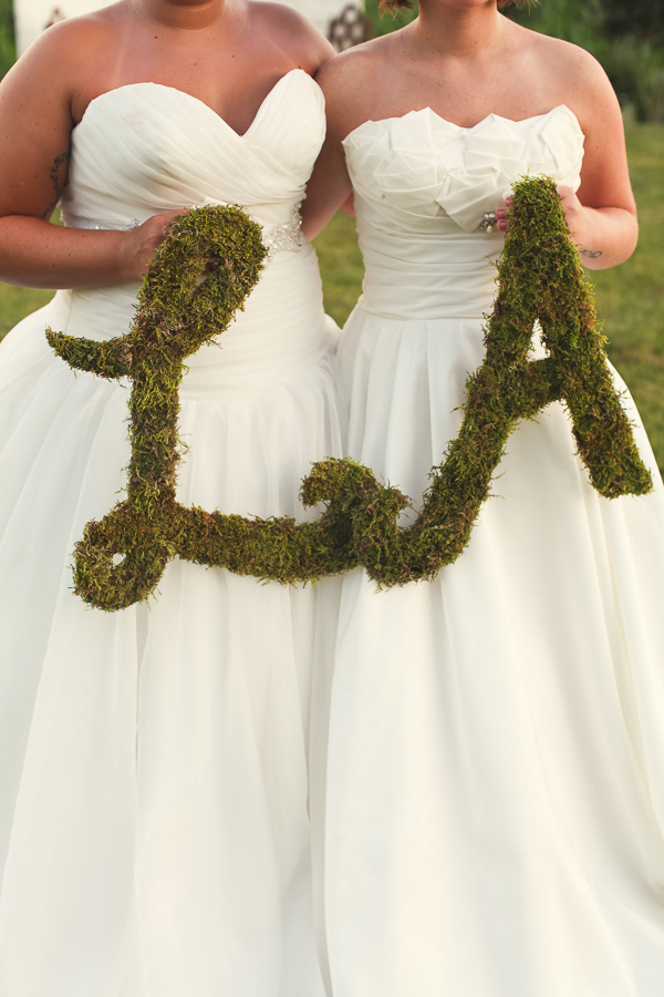 rustic-plum-and-gold-wedding-ideas