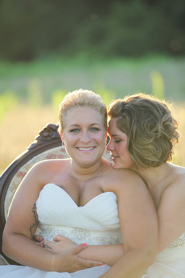 rustic-plum-and-gold-wedding-ideas