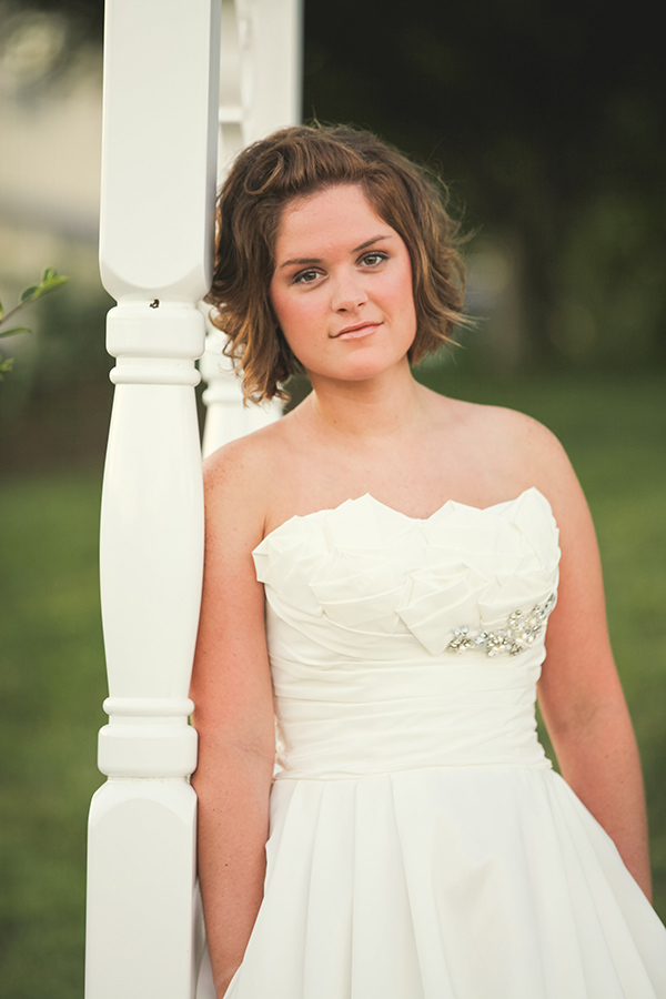 rustic-plum-and-gold-wedding-ideas