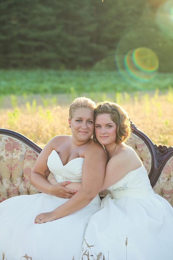 rustic-plum-and-gold-wedding-ideas