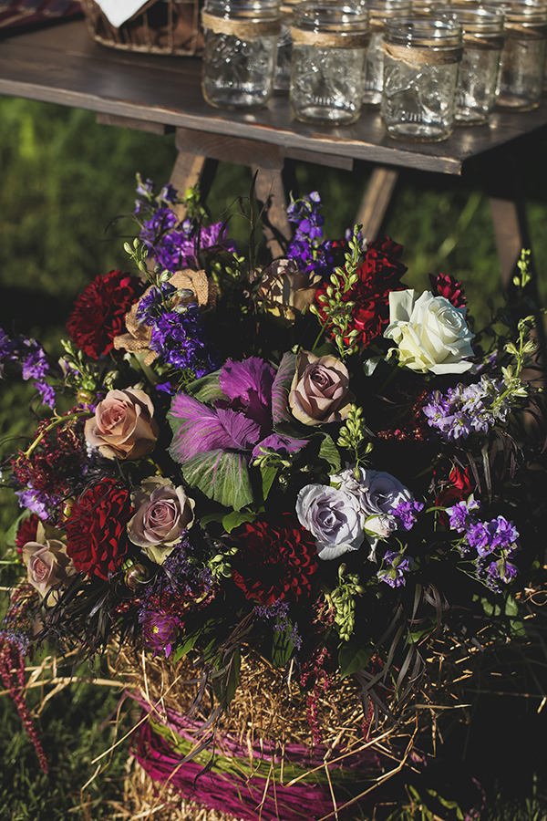 rustic-plum-and-gold-wedding-ideas