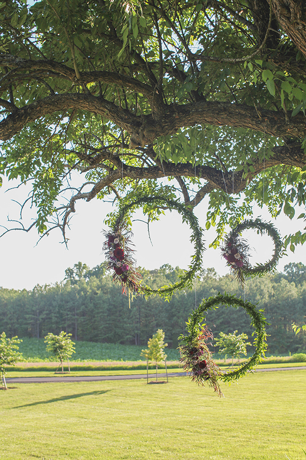 rustic-plum-and-gold-wedding-ideas