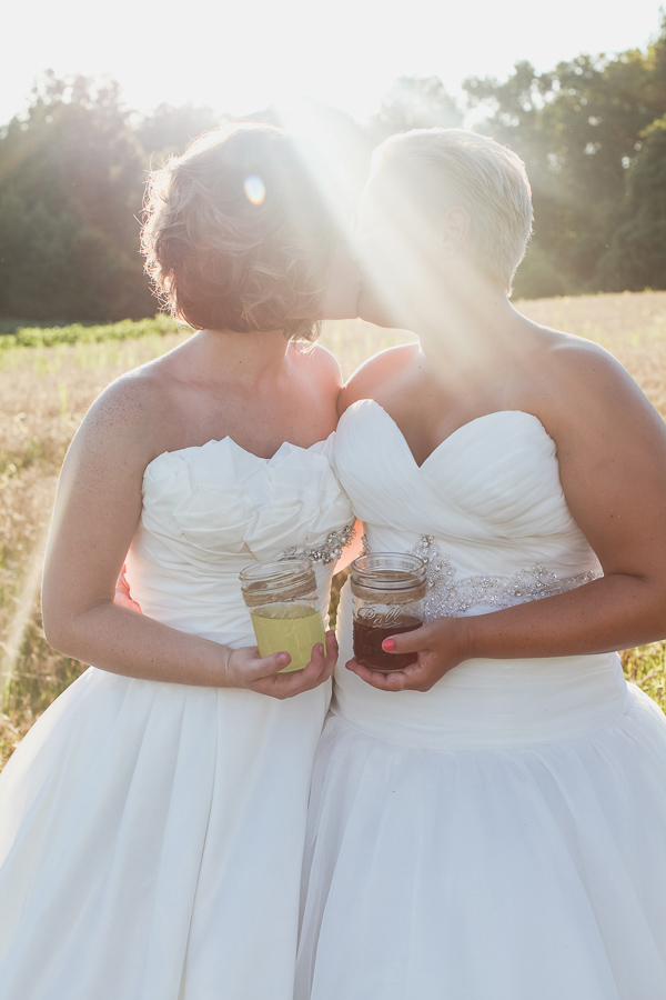 rustic-plum-and-gold-wedding-ideas