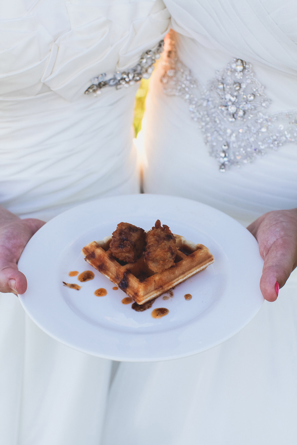 rustic-plum-and-gold-wedding-ideas
