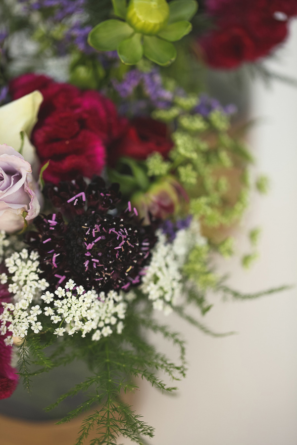 rustic-plum-and-gold-wedding-ideas