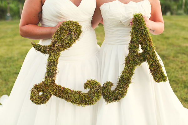 rustic-plum-and-gold-wedding-ideas