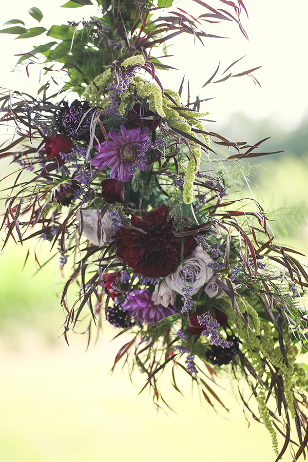 rustic-plum-and-gold-wedding-ideas