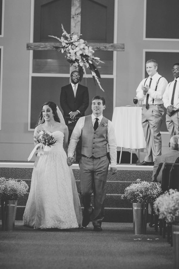 simple-succulent-wedding-under-10k