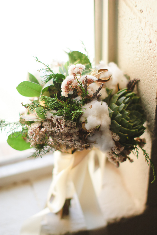 simple-succulent-wedding-under-10k