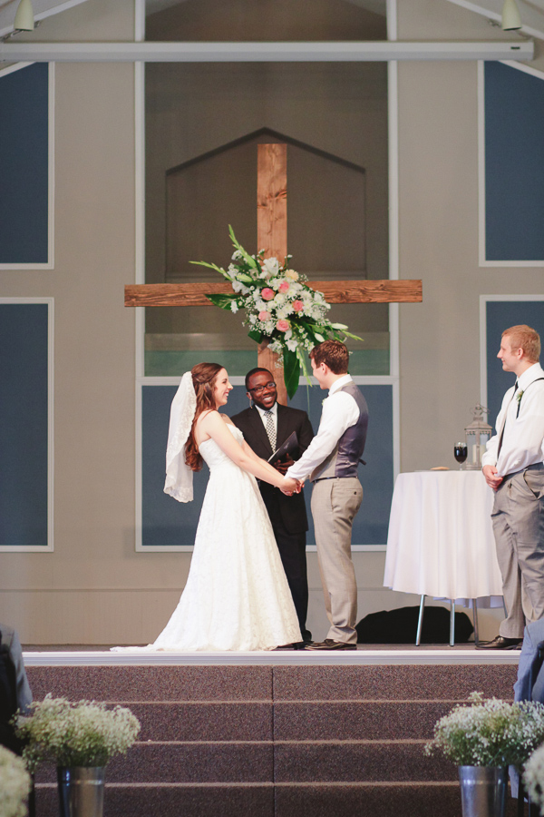 simple-succulent-wedding-under-10k